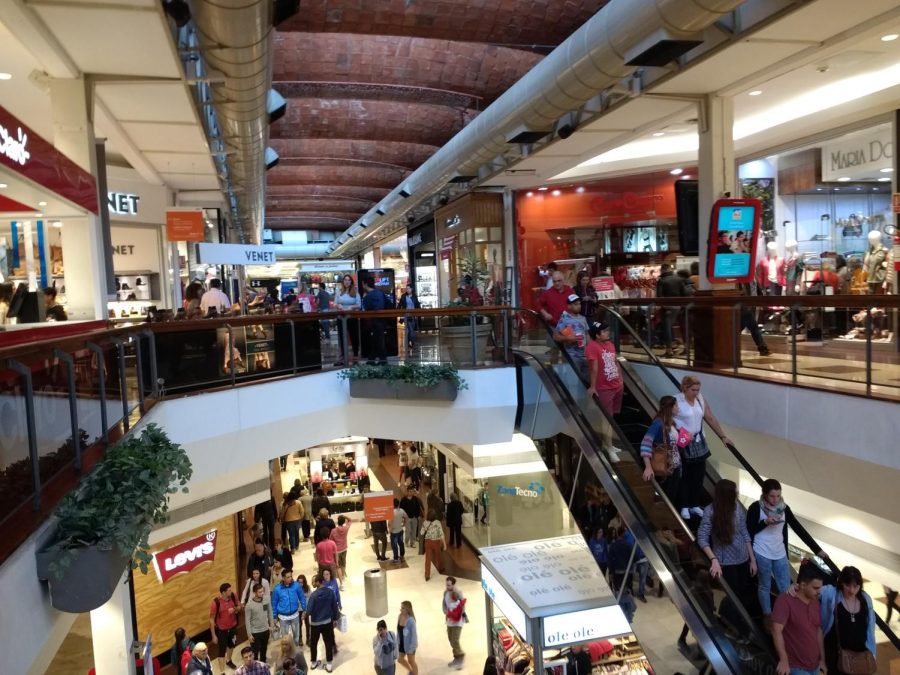 Montevideo_Shopping_interior