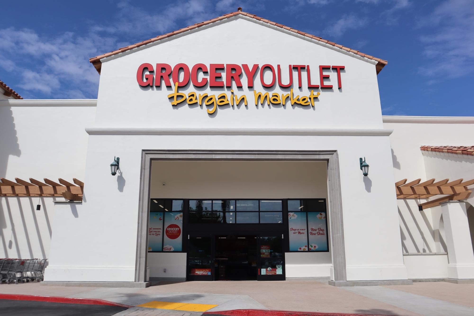 Grocery Outlet Opens Very First Store in Las Vegas!