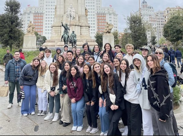 Spanish trip students and chaperones out in Madrid. 
Photo provided by Senora Sepe via Instagram.
