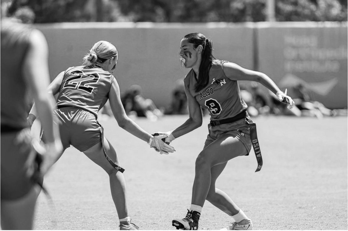 Flag Football celebrate a touchdown
Photo taken from @aliso_flagfb on Instagram