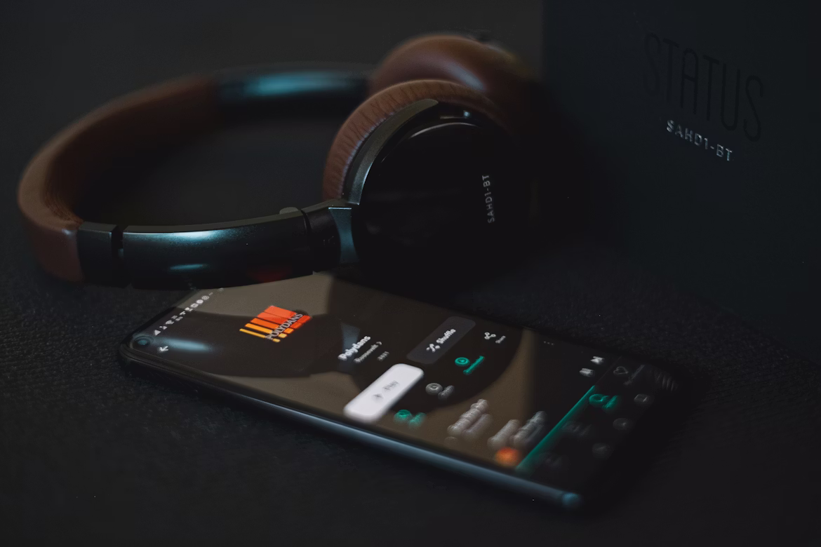 From Unsplash by Viktor Forgacs